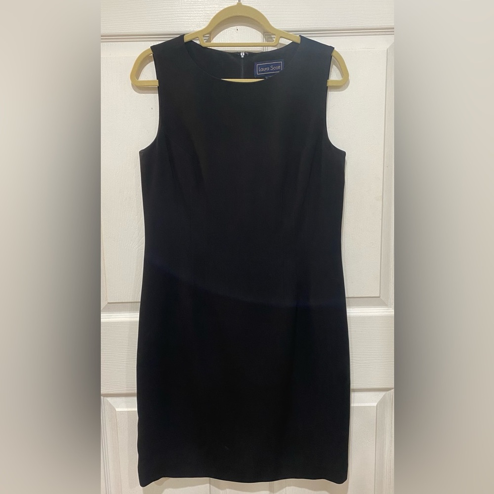 Laura Scott Black Dress With Zipper Back